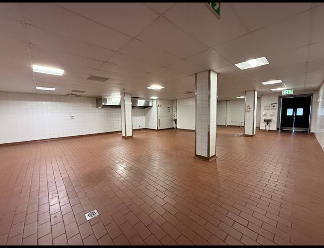 1,481M² OFFICE TO LET IN PARKTOWN